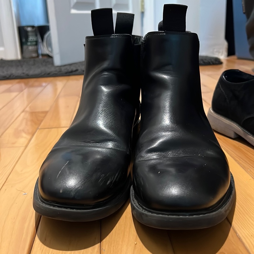 HM Boots
